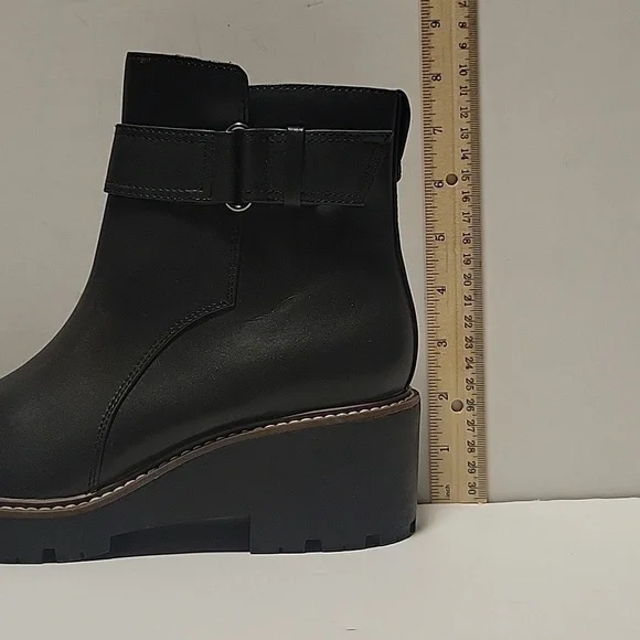 Blondo Dottie Ankle Boots